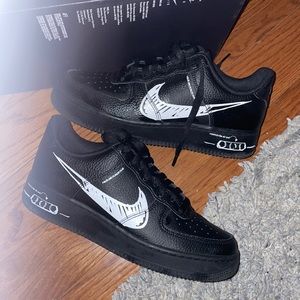 Nike Air Force 1 LV8